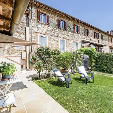 Casa Ortomaggiore Camaiore