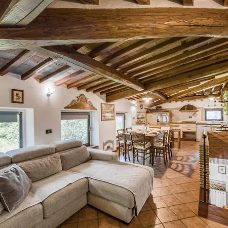 Casa Ortomaggiore Villa *